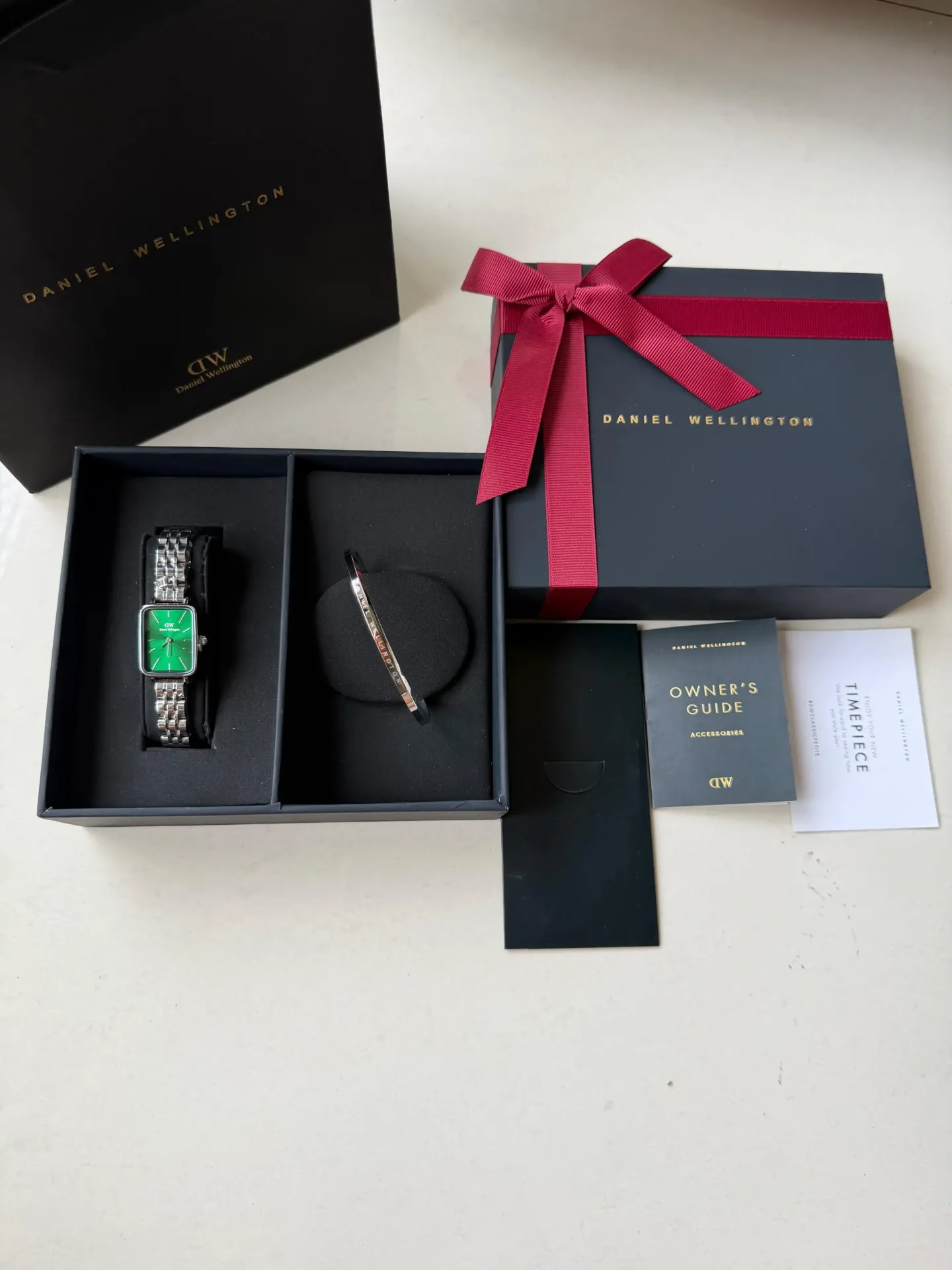 Dw kada watch Gift set